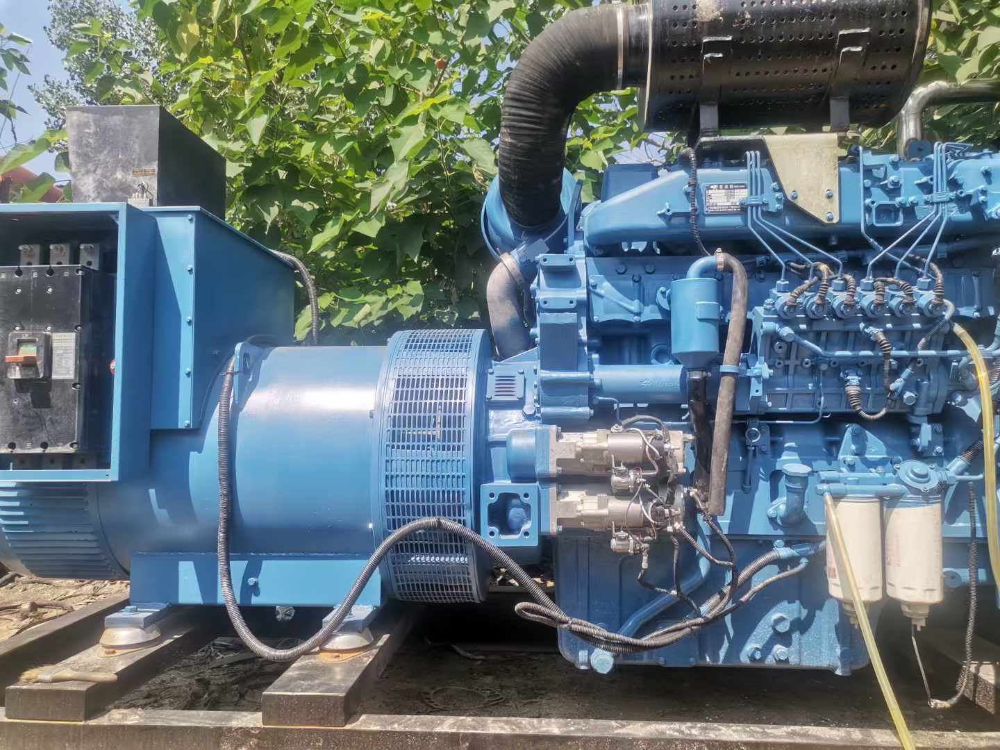 桂平详细说明降低 800kW 柴油发电机输出电流波动的方法